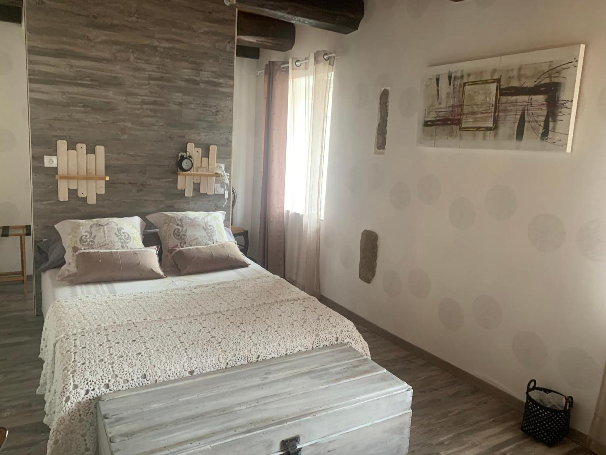 Chambres D'Hotes Les Vergers De Louise Thiolieres Exterior foto